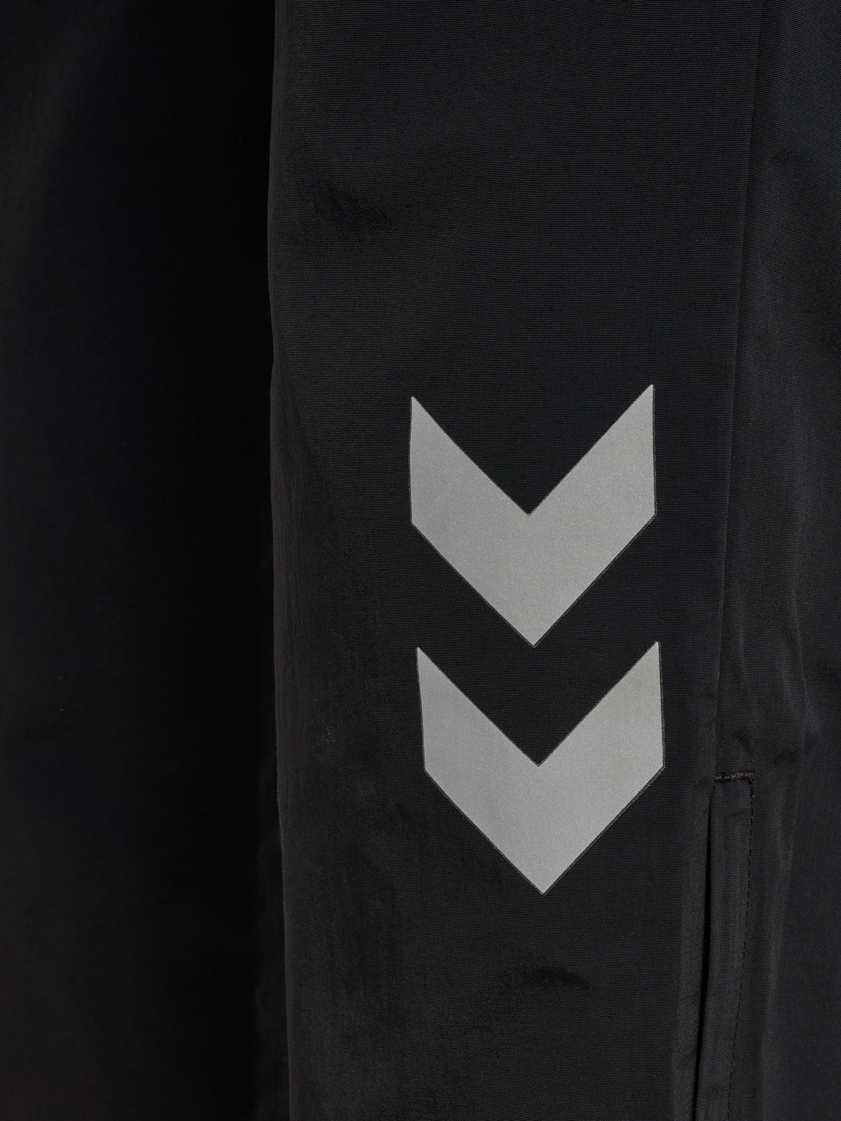 HUMMEL BLAZE26 Athleisure Trackpants (black)