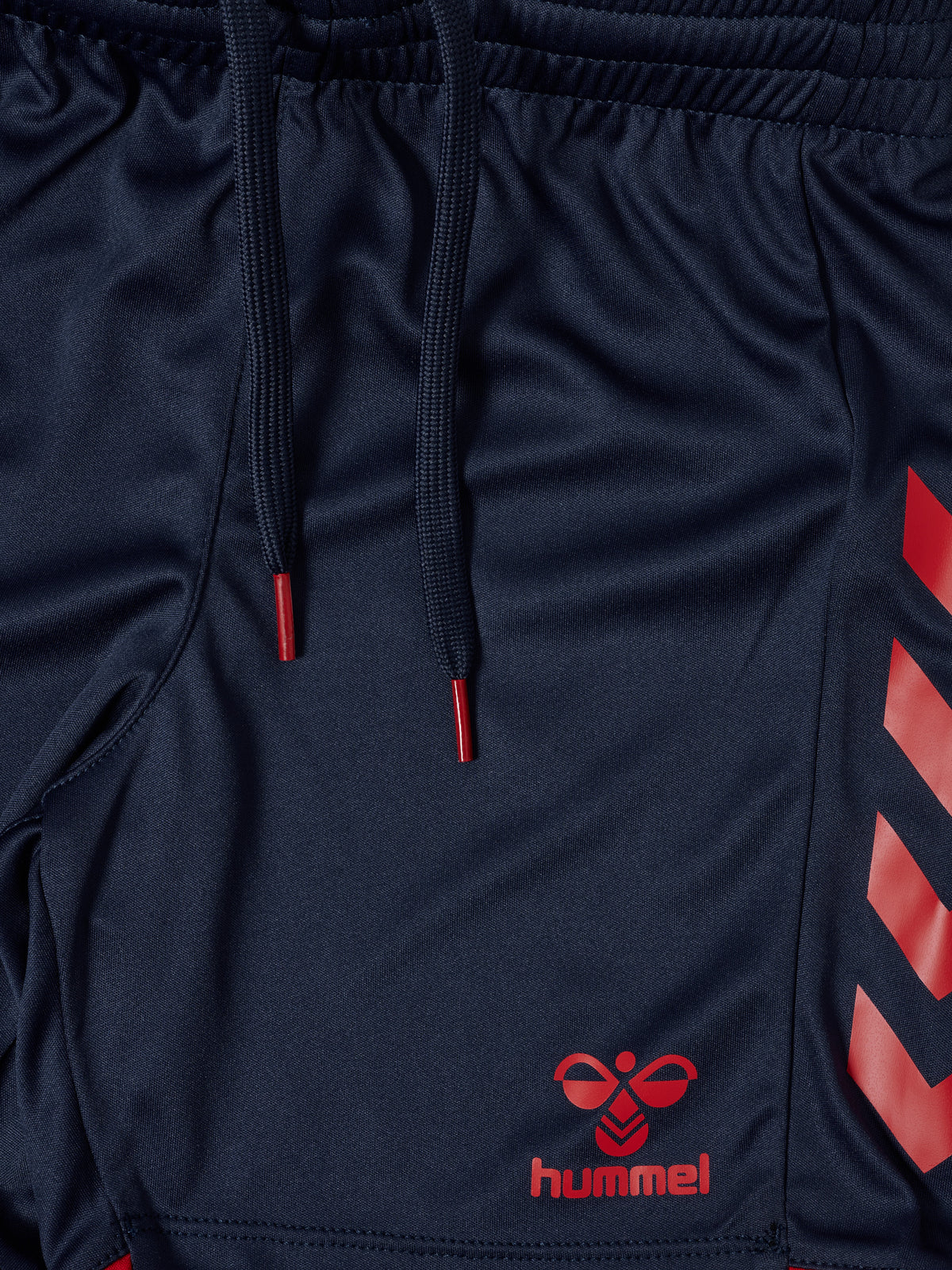 HUMMEL Core 2.0 Shorts Kind (marine/true red)