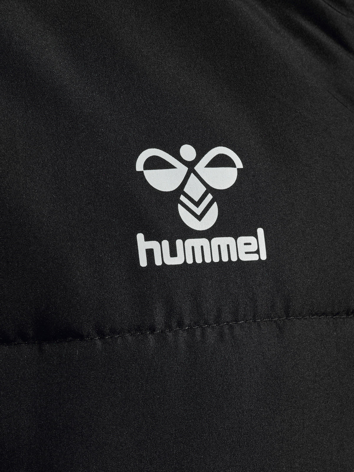 HUMMEL Essential Short Bench Jkt Kind (black)