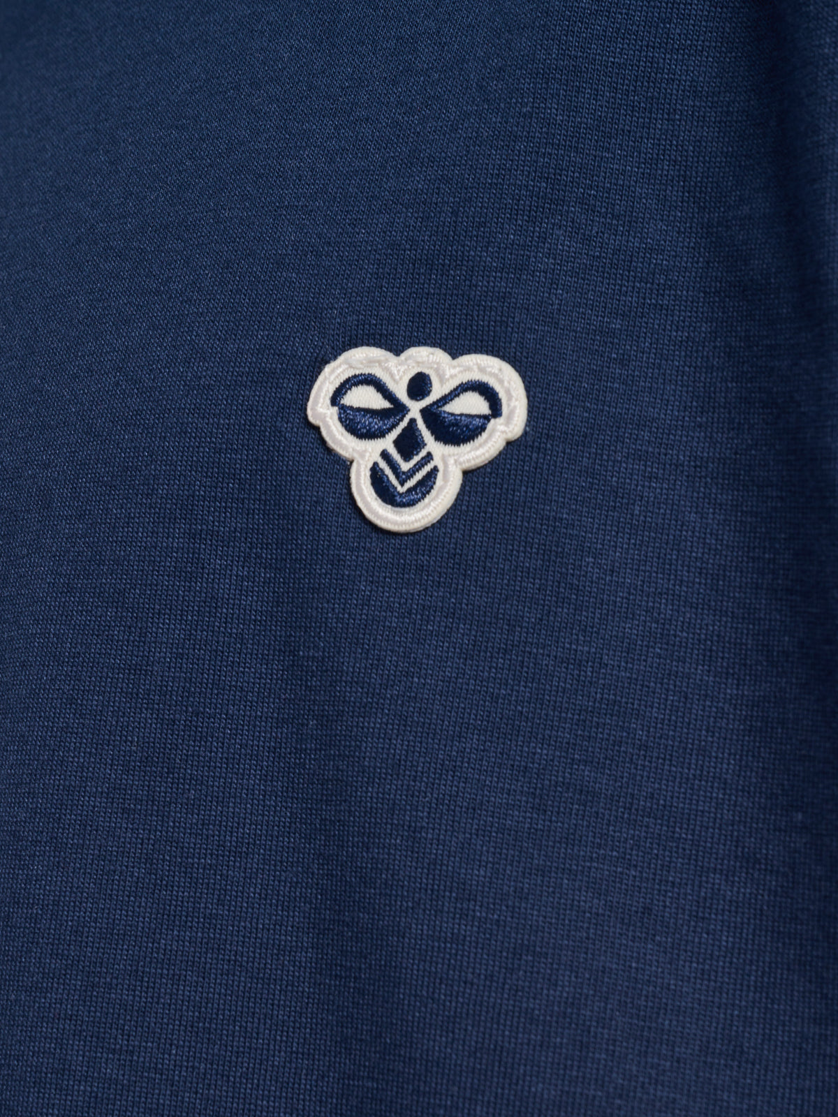 HUMMEL Loose T-Shirt S/S Bee Kind (dress blues)