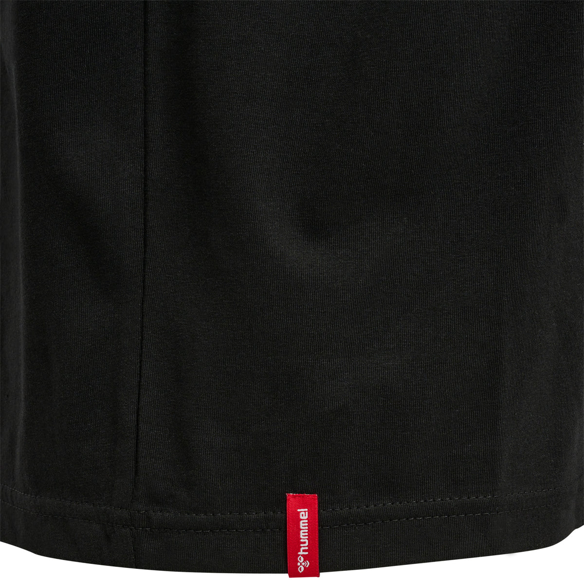 HUMMEL Red Basic T-Shirt S/S (black)