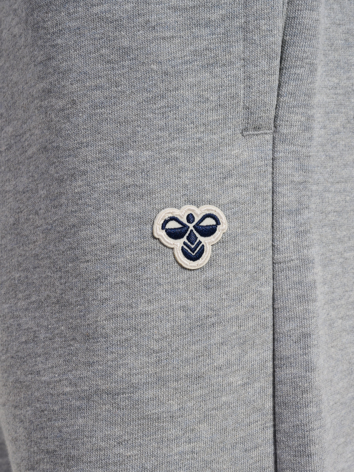 HUMMEL Loose Sweatpants Bee Kind (grey melange)