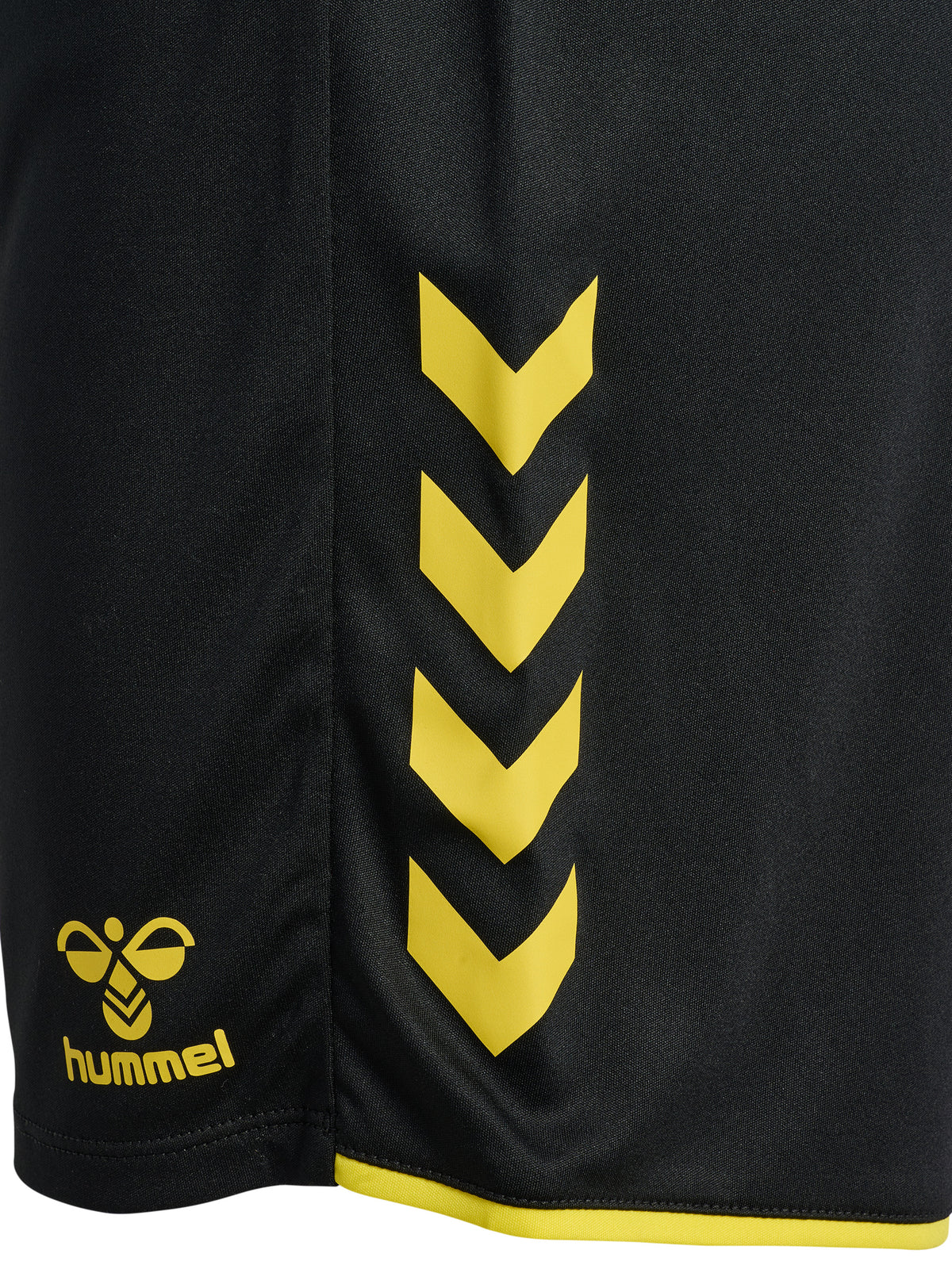 HUMMEL Core 2.0 Shorts Damen (black/blazing yellow)