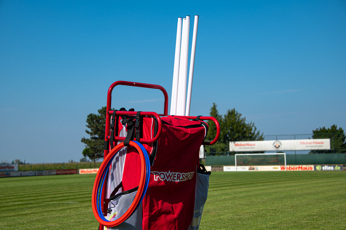 Powershot Der ultimative Gerätewagen-Fußball Rot Weiß