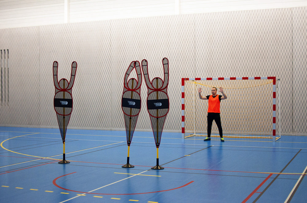 POWERSHOT Mesh-Dummy Indoor Handball/Basketball inkl. Zubehör (schwarz/rot)