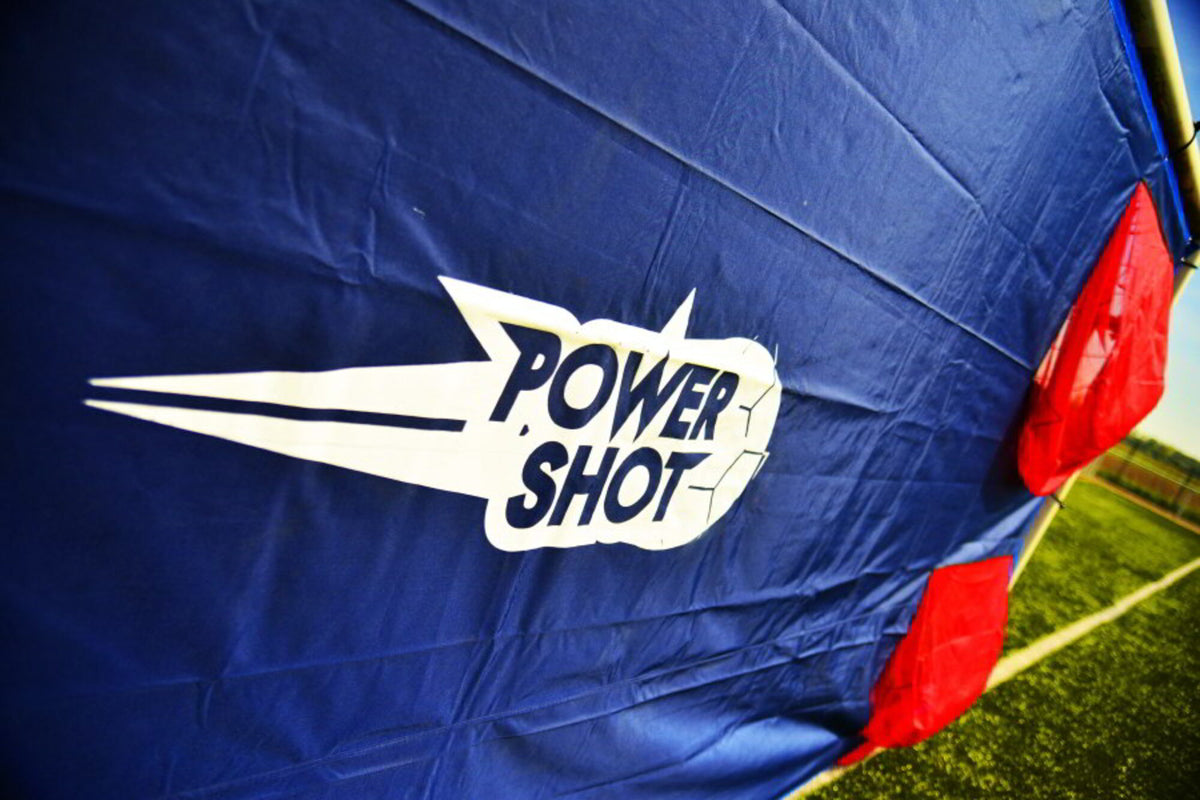 POWERSHOT Torwand Fußball 7,32 x 2,44 m – extrem reißfest (dunkelblau/rot)