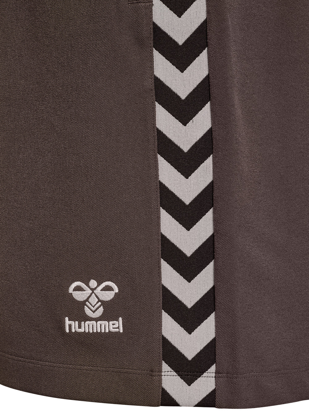HUMMEL Root Shorts (chocolate brown)