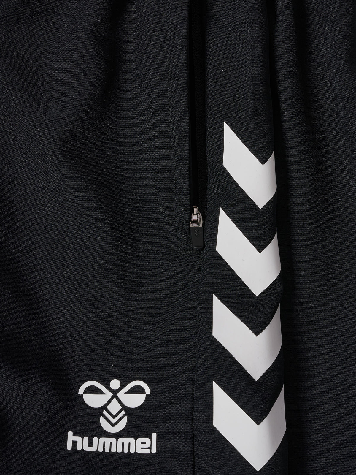 HUMMEL Core 2.0 Woven Shorts Kind (black/white)