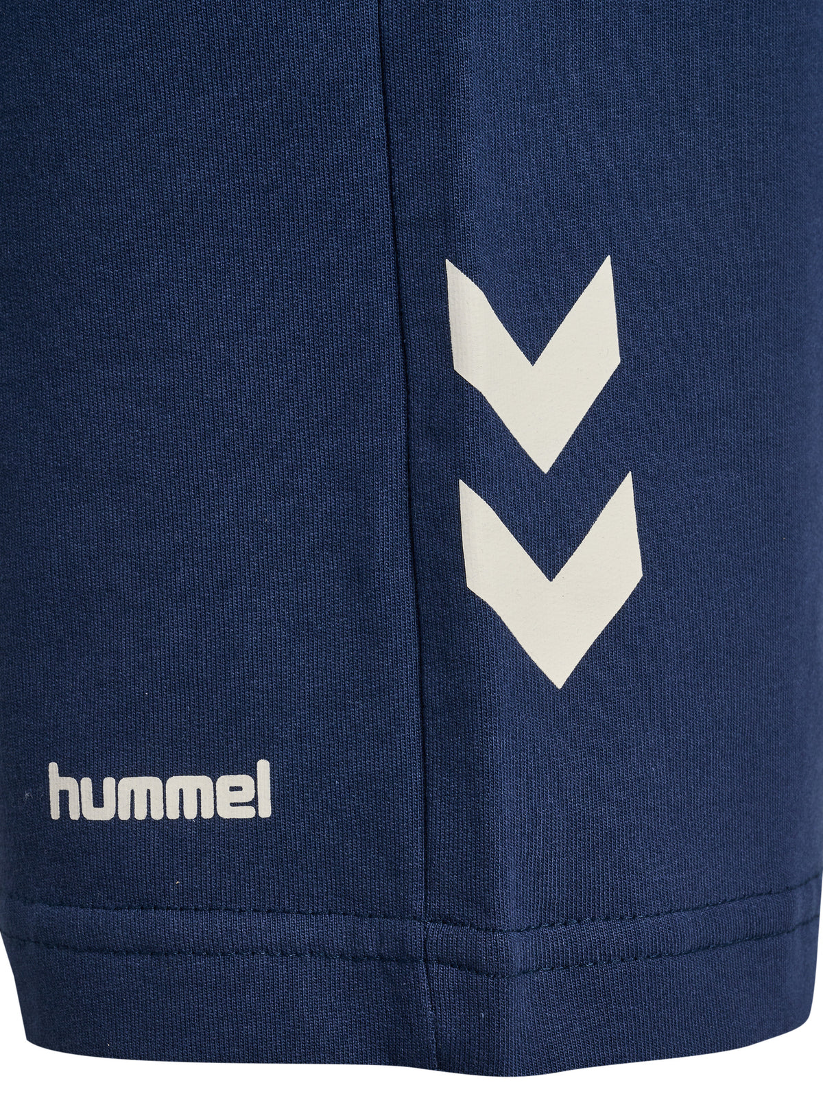 HUMMEL Loose Chevron Shorts Kind (dress blues)