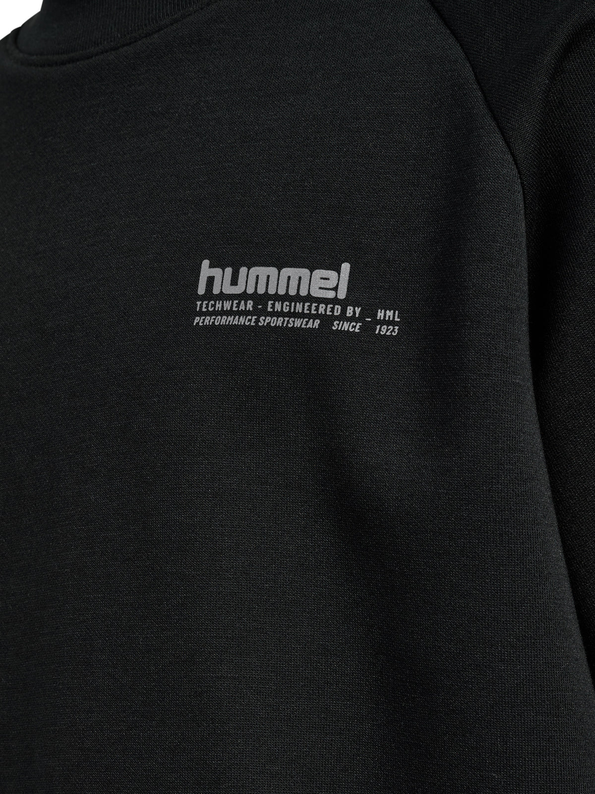 HUMMEL Tech Loose T-Shirt Kind (black)