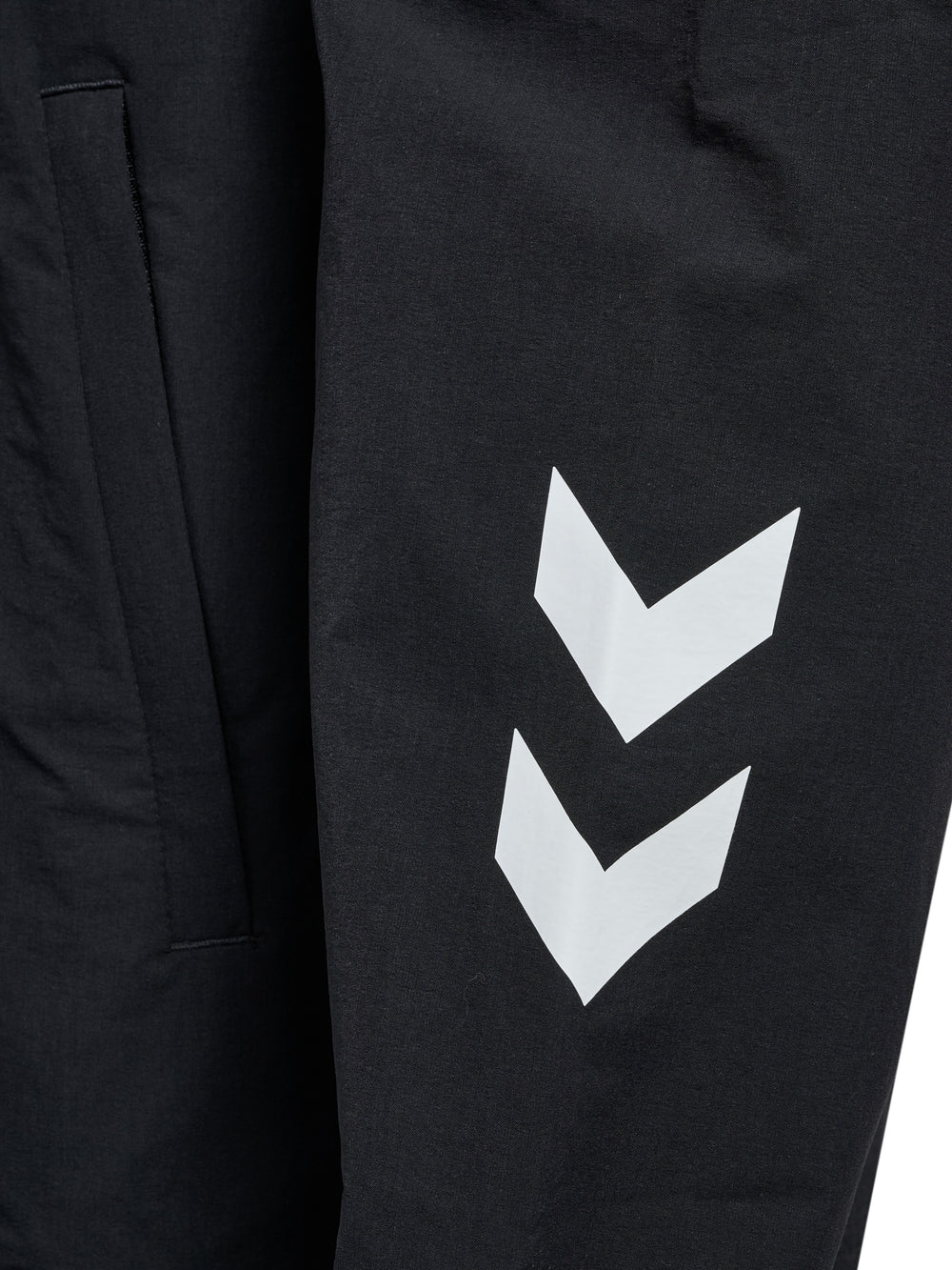 HUMMEL BLAZE27 Athleisure Track Jacket (black)