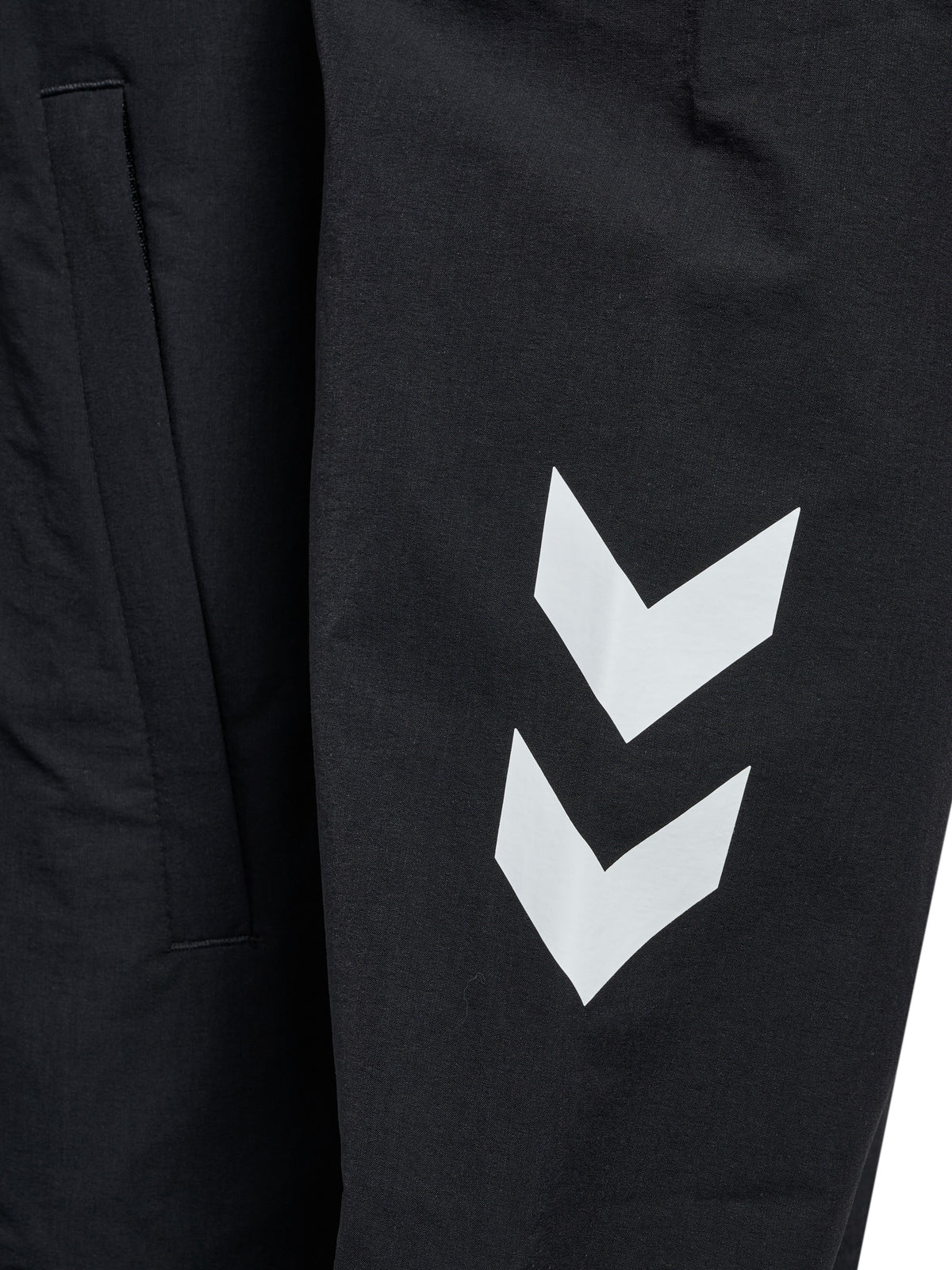 HUMMEL BLAZE27 Athleisure Track Jacket (black)