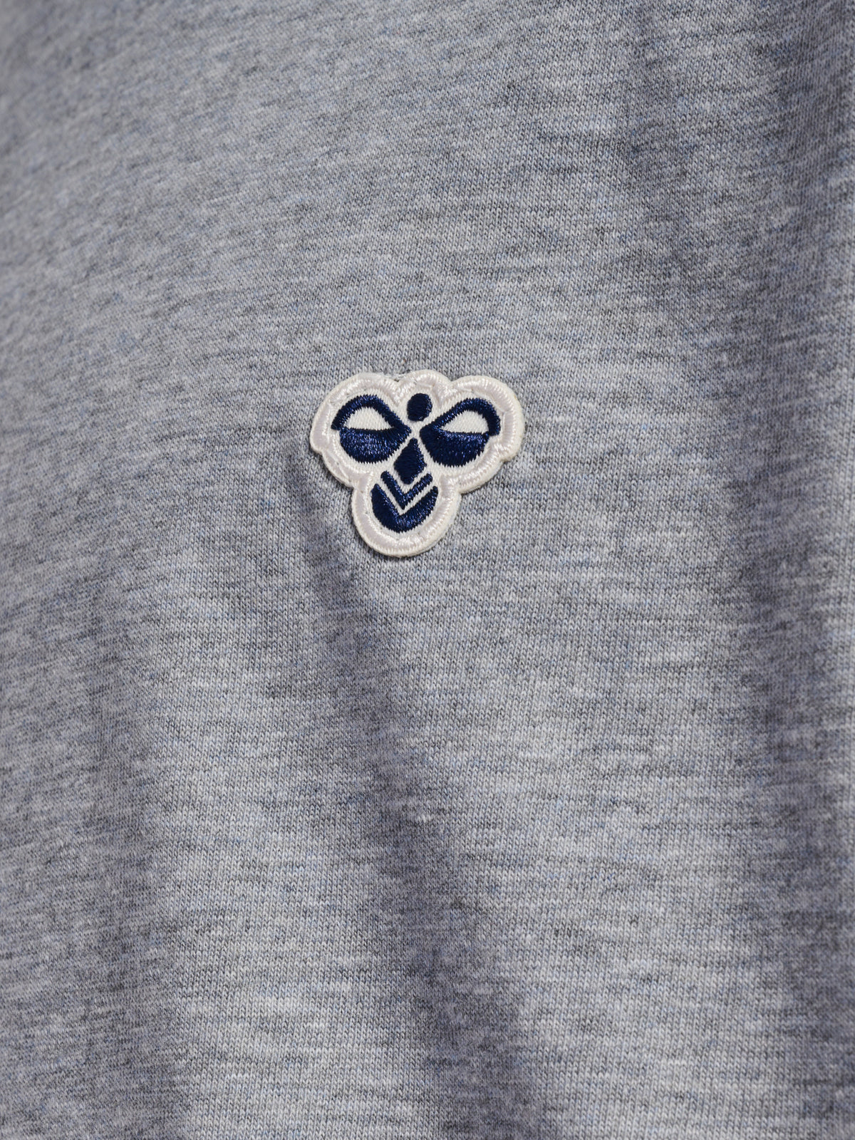 HUMMEL Loose T-Shirt S/S Bee Kind (grey melange)