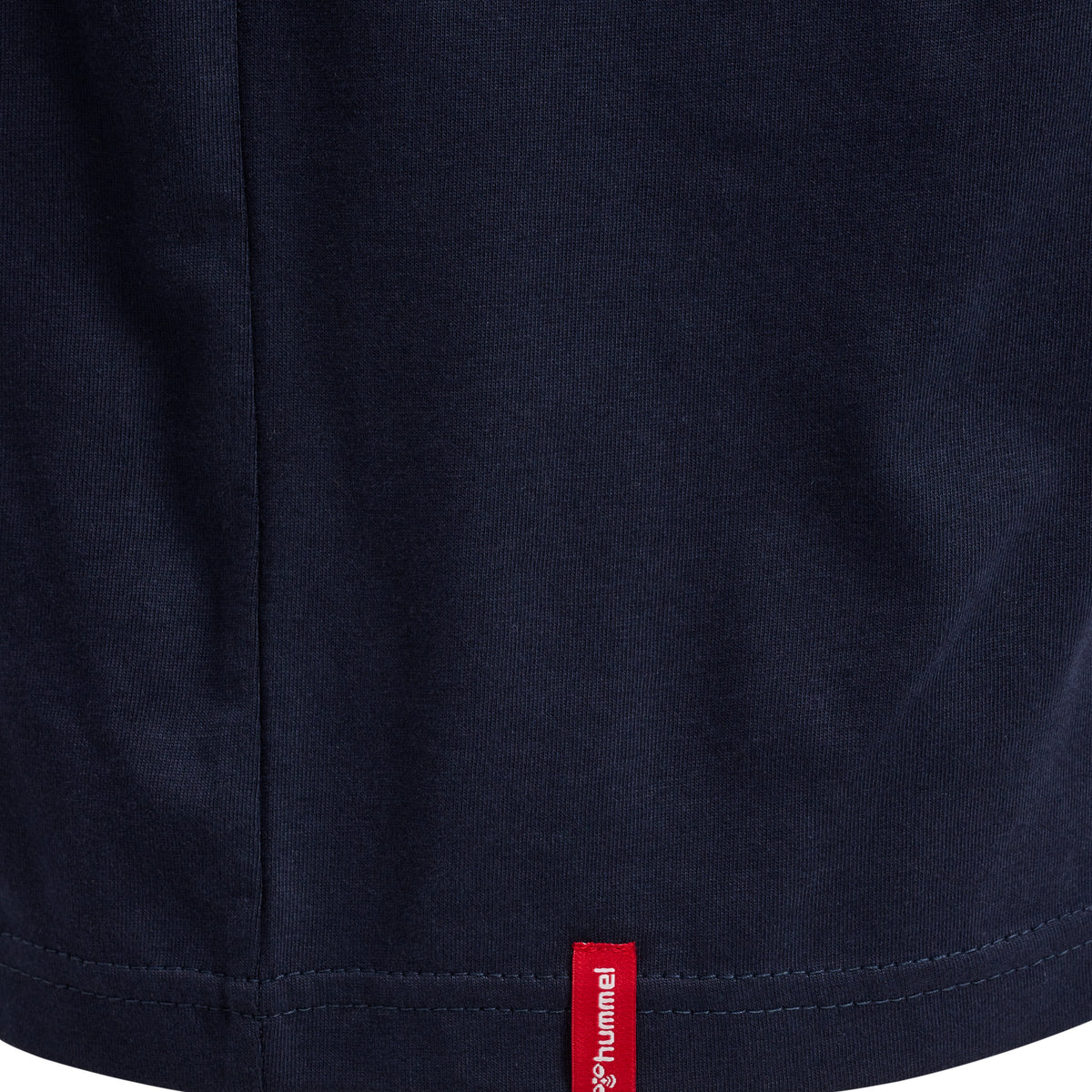 HUMMEL Red Basic T-Shirt S/S (marine)