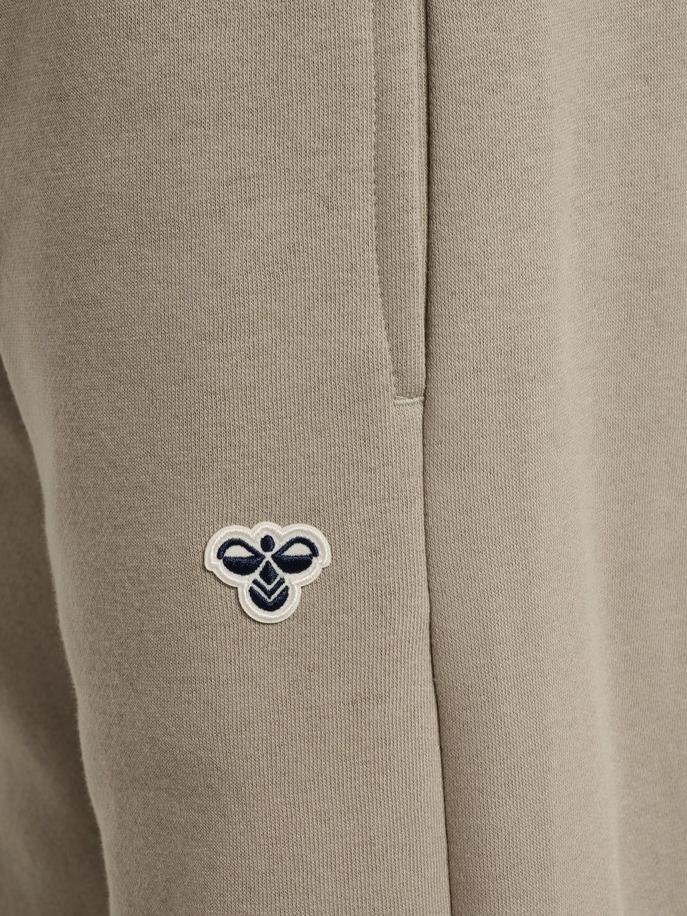HUMMEL Loose Sweatpants Bee Kind (vintage khaki)