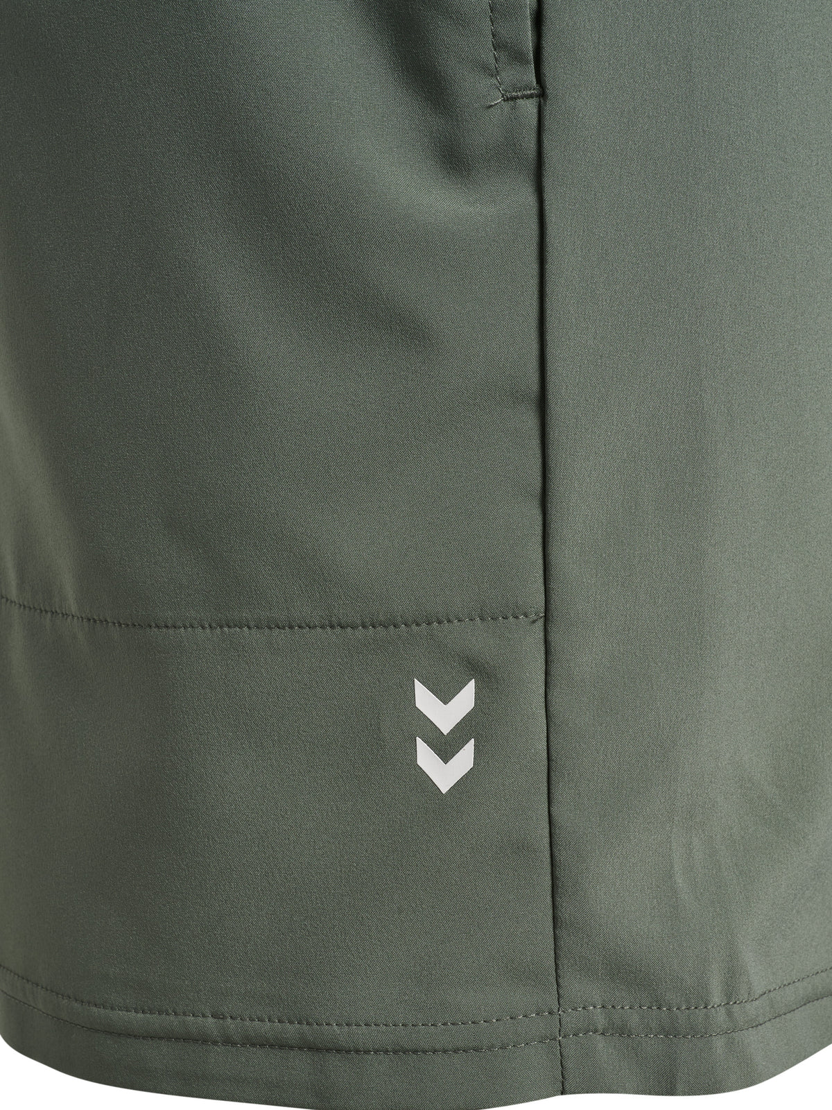 HUMMEL Pulse Workout Shorts (castor gray)