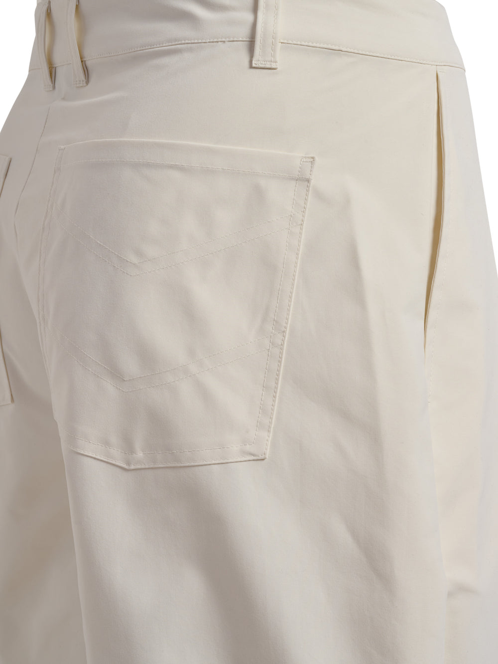 HUMMEL I-D Big Shorts (egret)