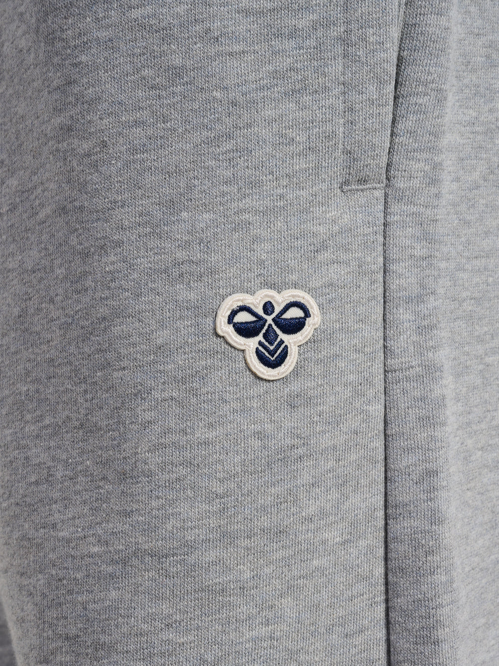 HUMMEL Loose Sweatpants Bee Kind (grey melange)