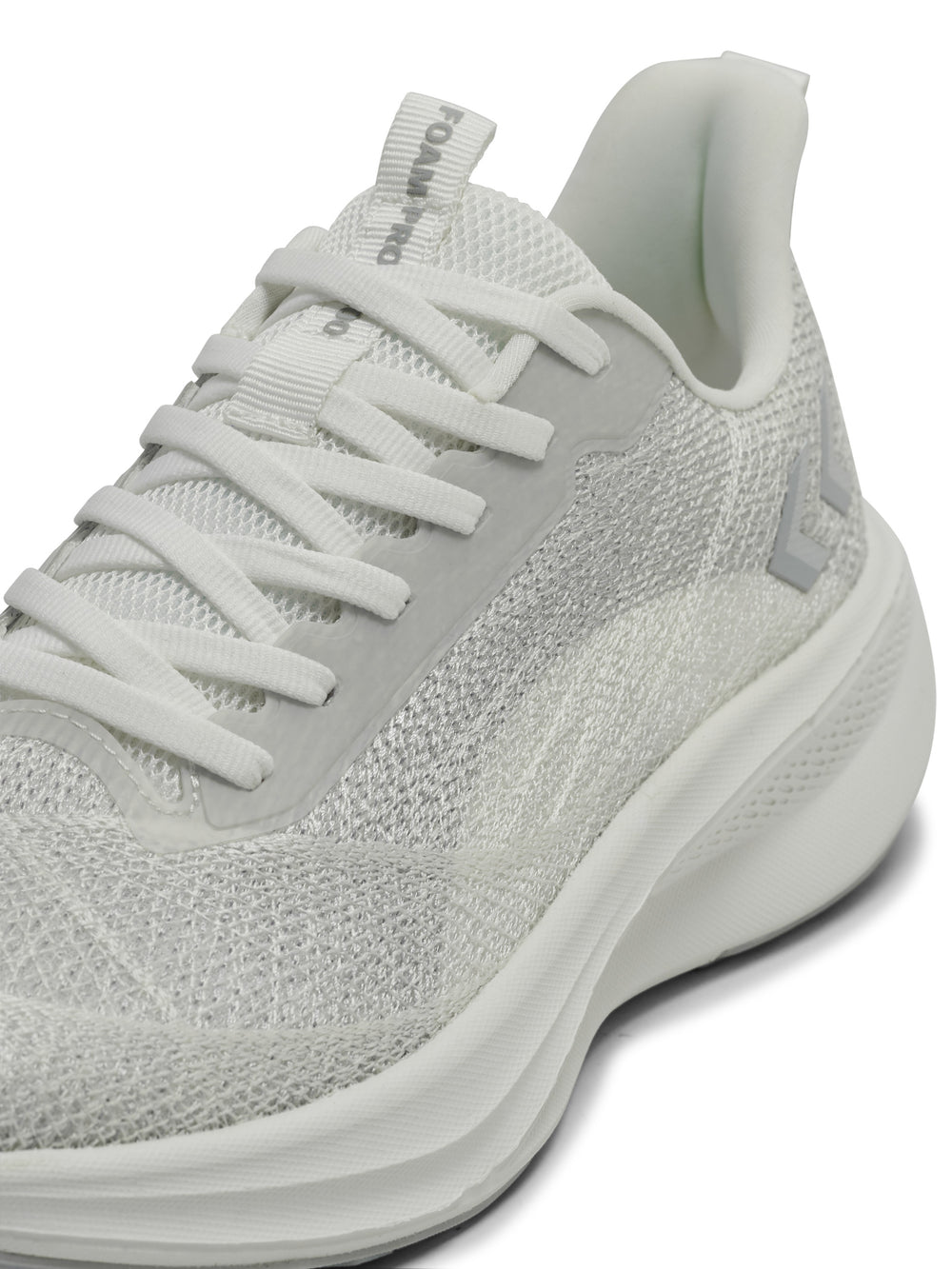 HUMMEL Foam Pro 8200 (white)