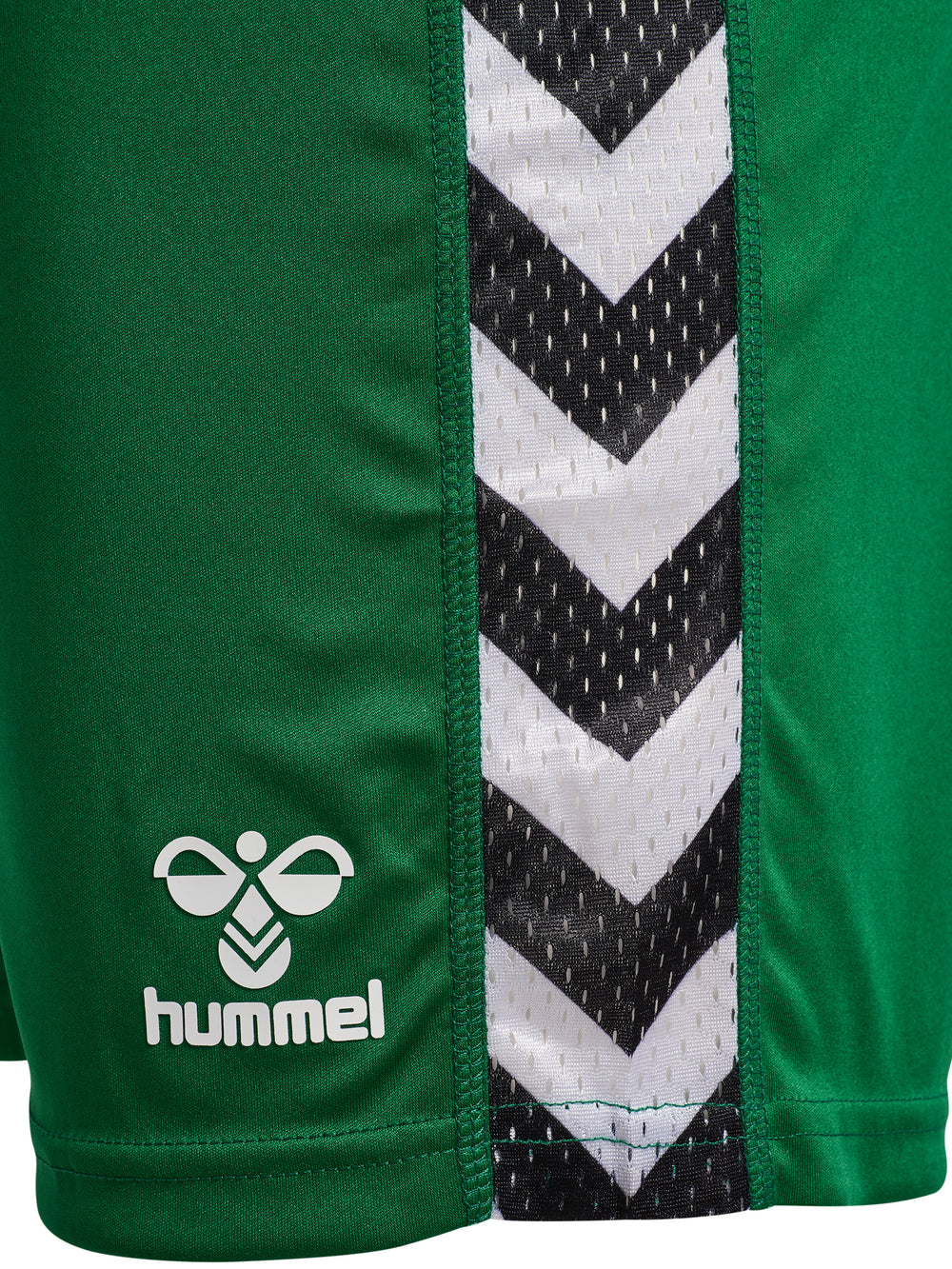 HUMMEL Playful Shorts (evergreen)