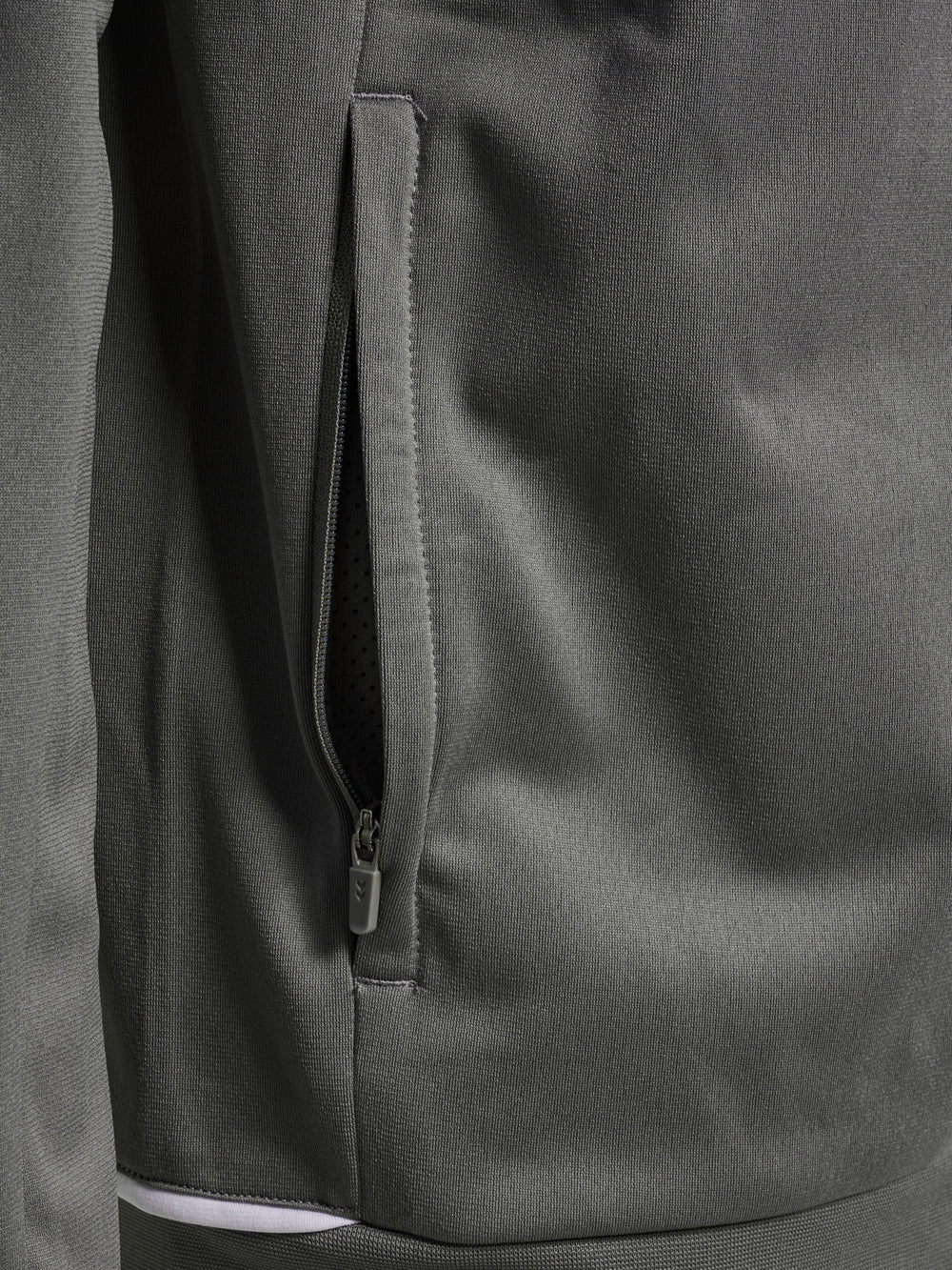 HUMMEL Core 2.0 Track Zip Jacket (steel gray/white)