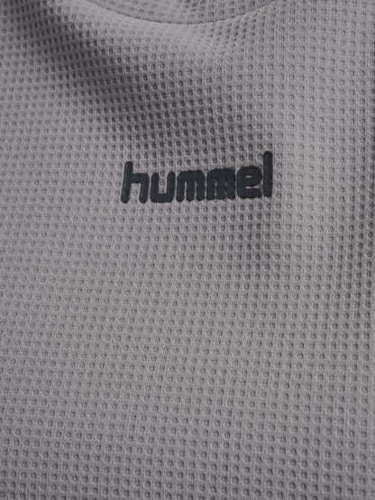 HUMMEL Momentum T-Shirt S/S Damen (sharkskin)
