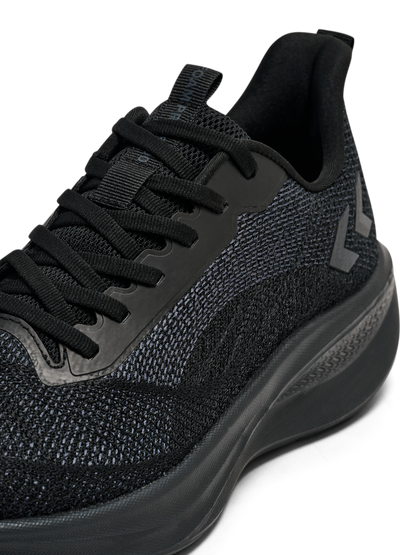 HUMMEL Foam Pro 8200 (black)