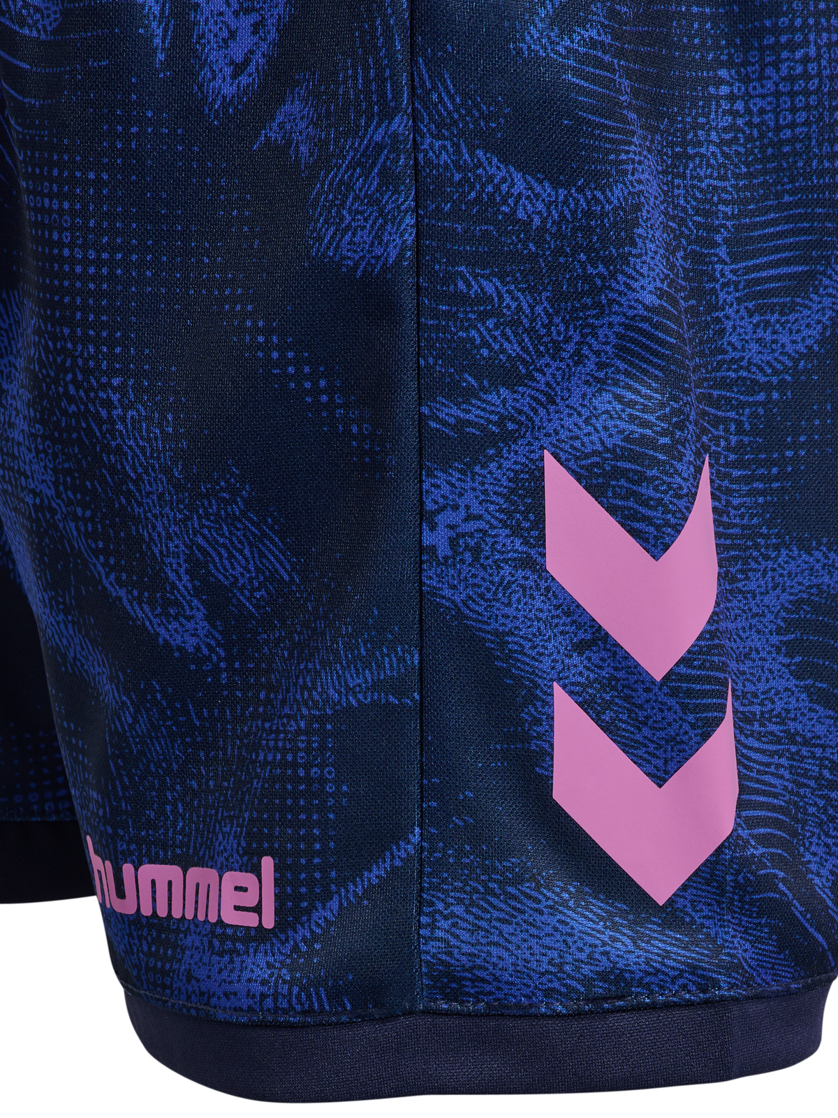 HUMMEL Blaze CLUB26 Graphic Shorts Kind (marine/dazzling blue)