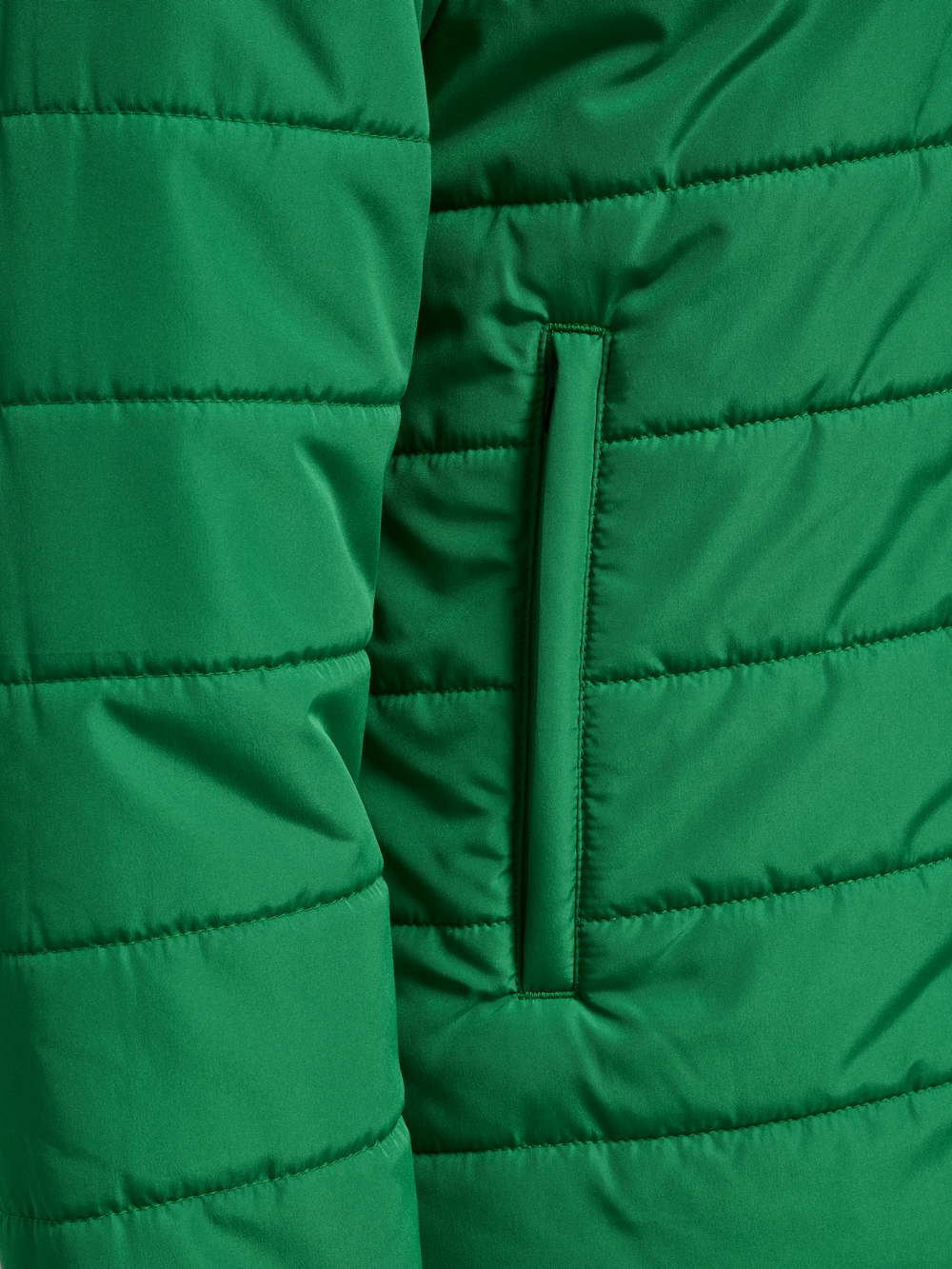 HUMMEL Essential Short Bench Jkt (jelly bean)