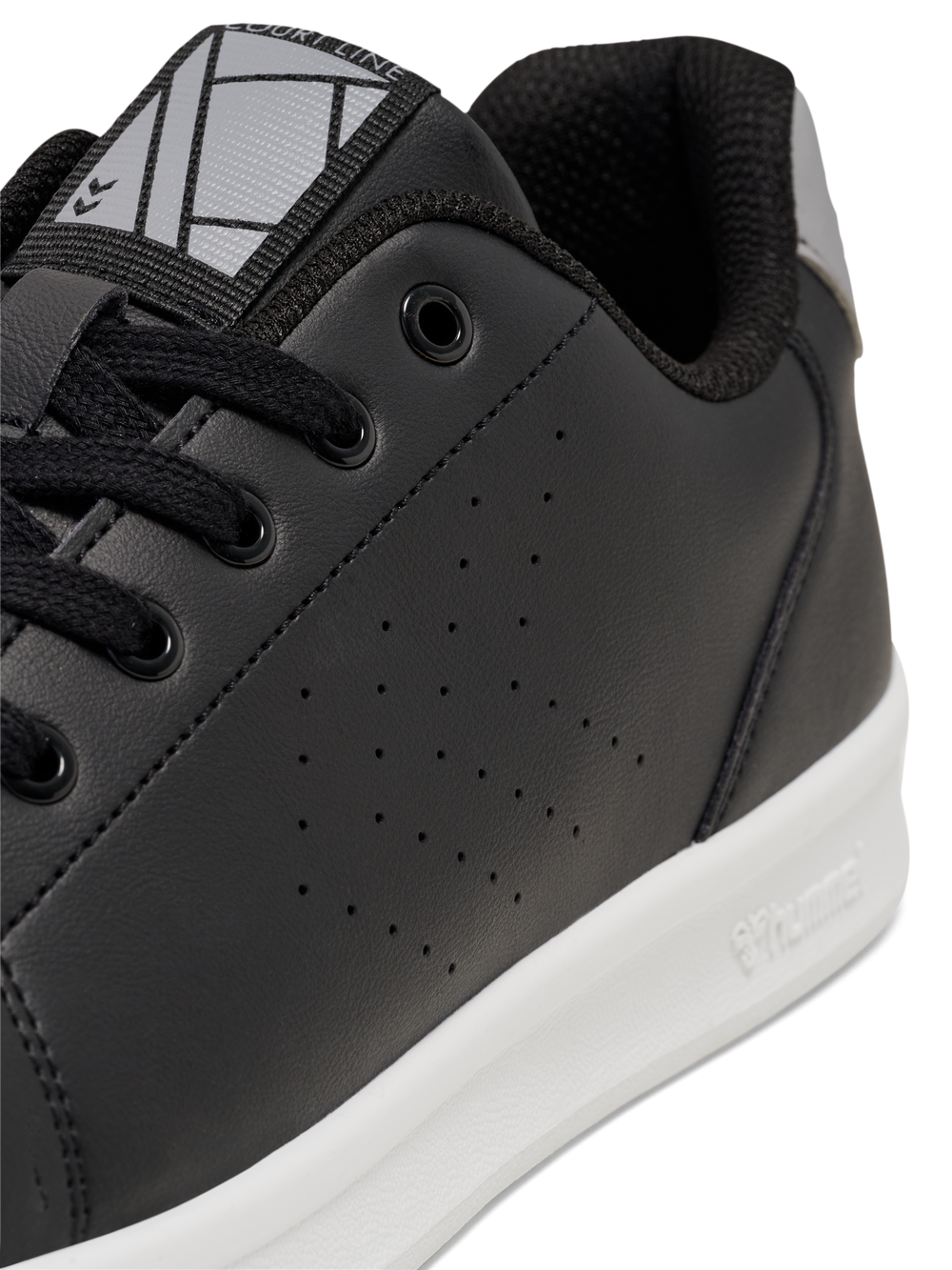 HUMMEL Court Line (black/alloy)
