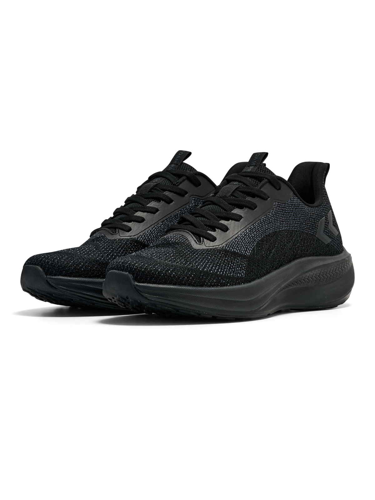 HUMMEL Foam Pro 8200 (black)