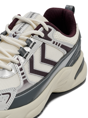 HUMMEL Trackforce One (bright white/catawba grape)
