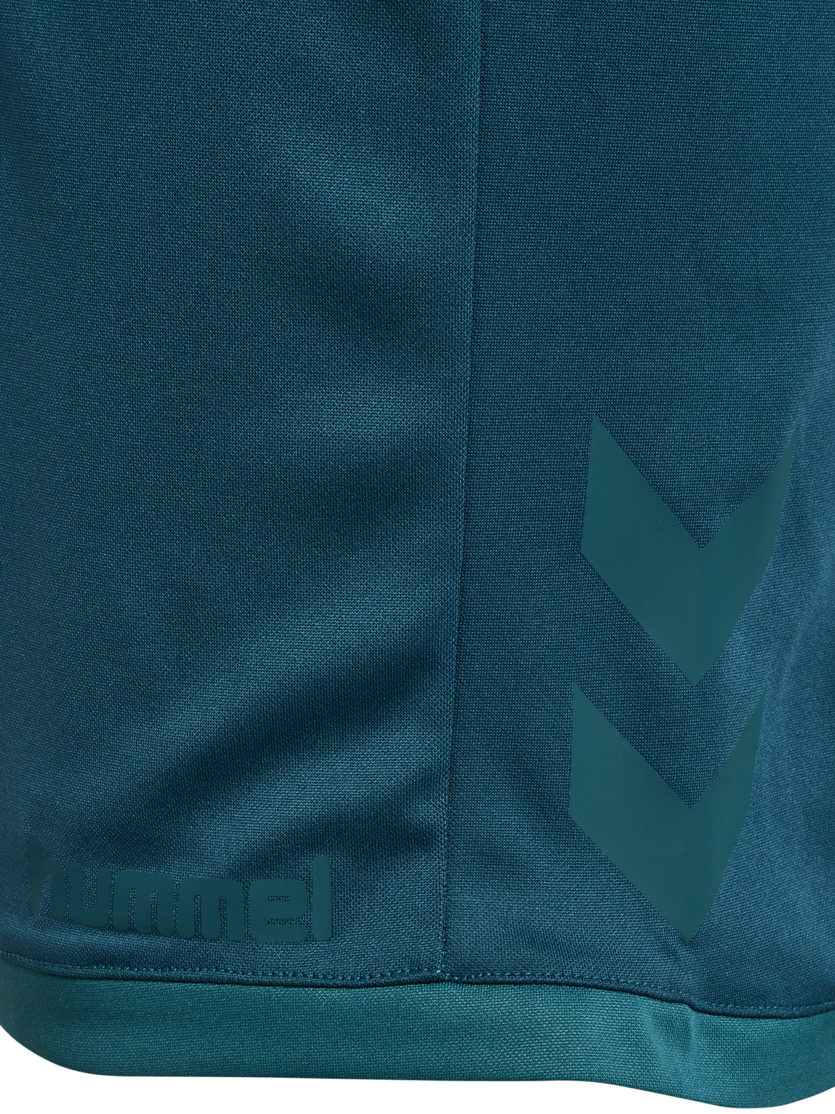 HUMMEL Blaze Club 26 Poly Shorts (reflecting pond)