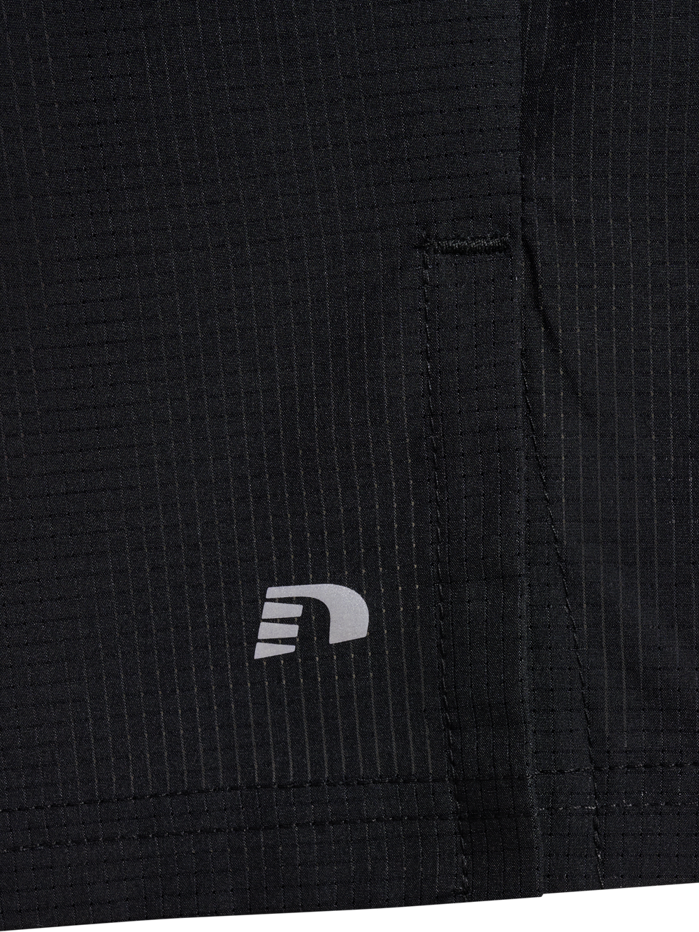 NEWLINE Breathe 5 Inch Shorts (black)