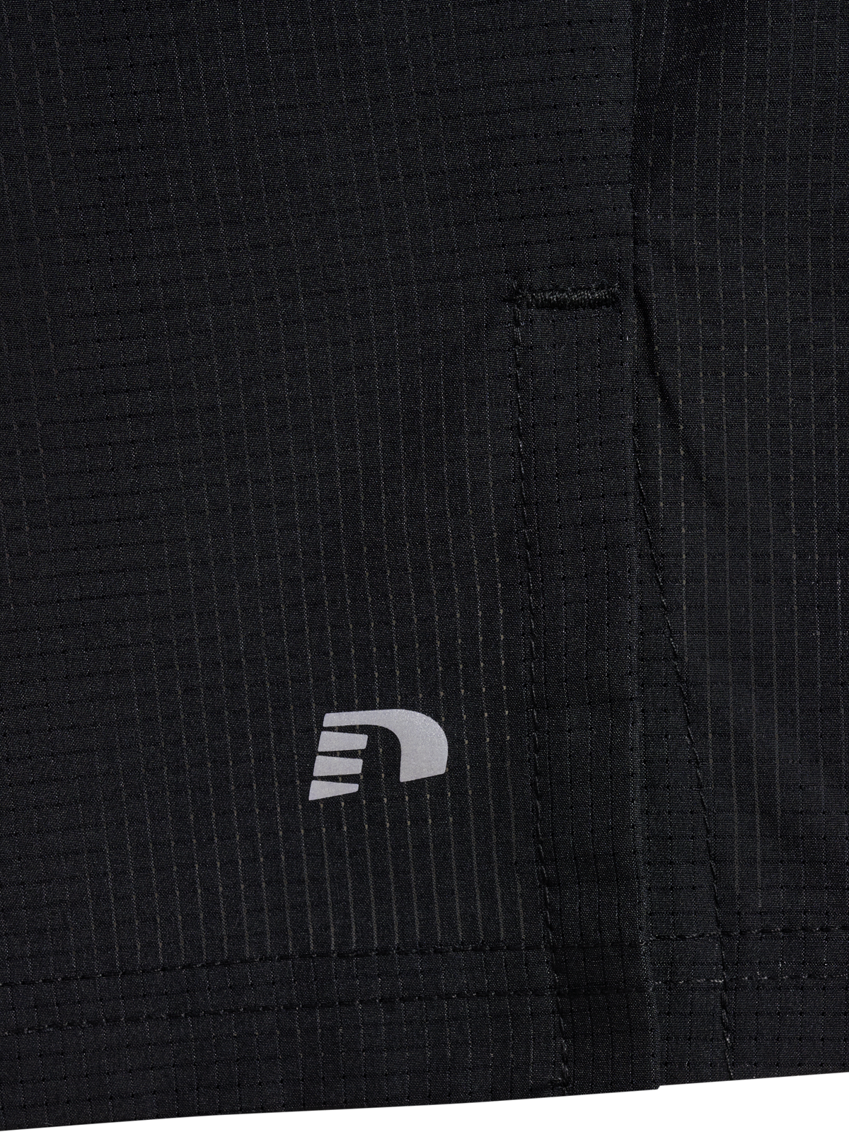NEWLINE Breathe 5 Inch Shorts (black)