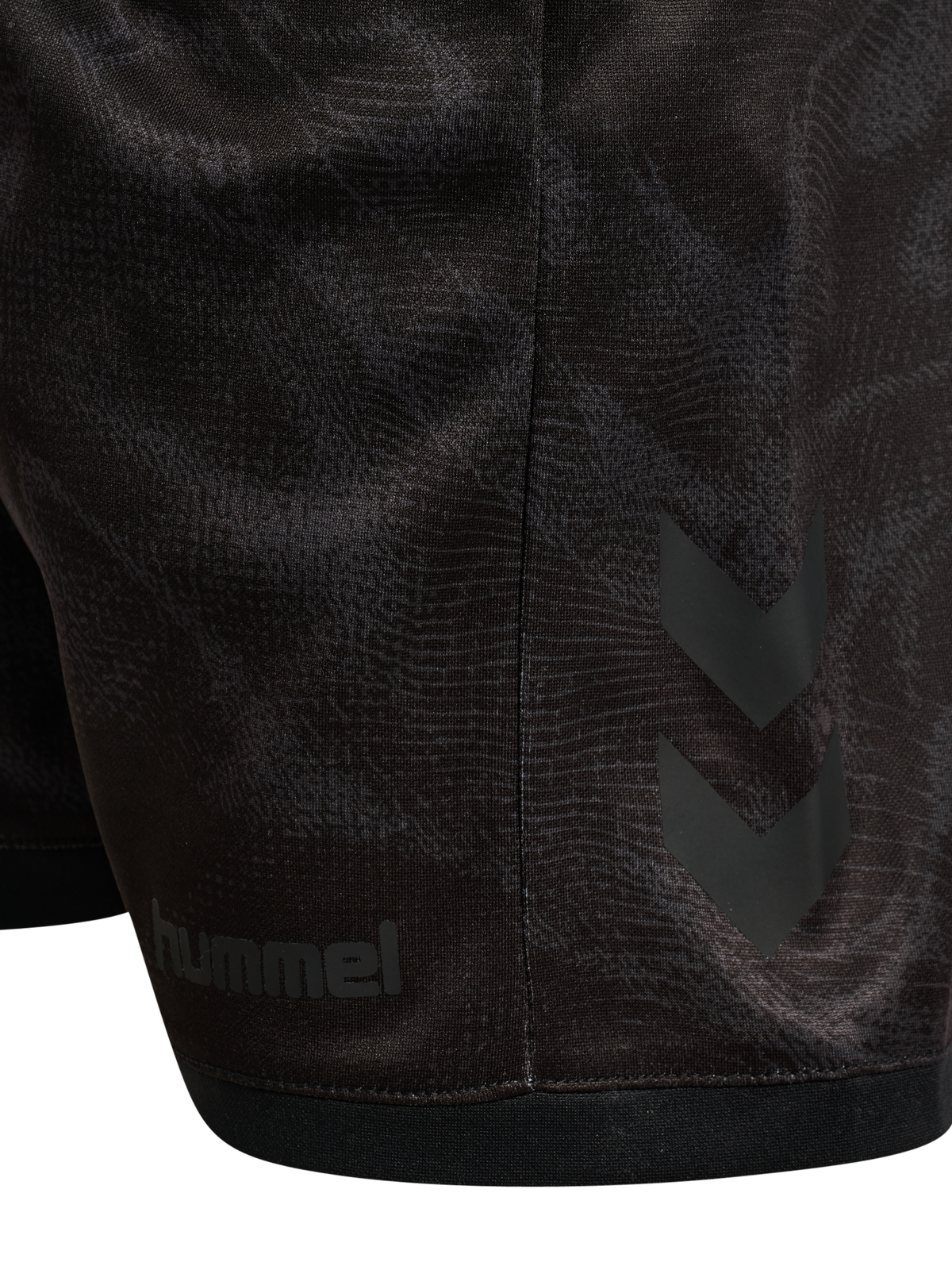 HUMMEL Blaze CLUB26 Graphic Shorts Kind (black/asphalt)