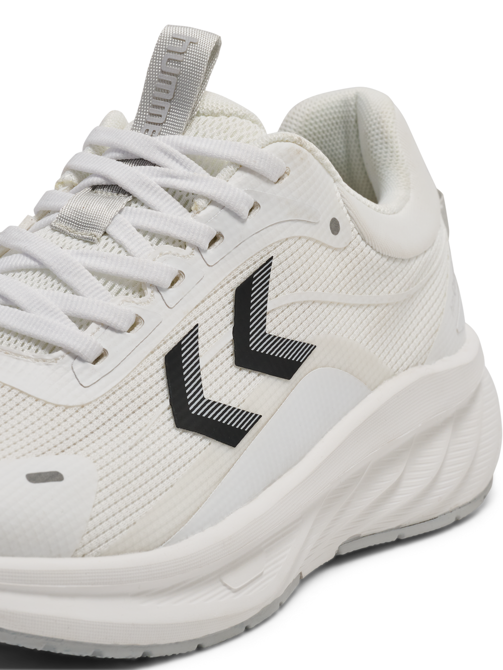 HUMMEL Focus 8000 (white)