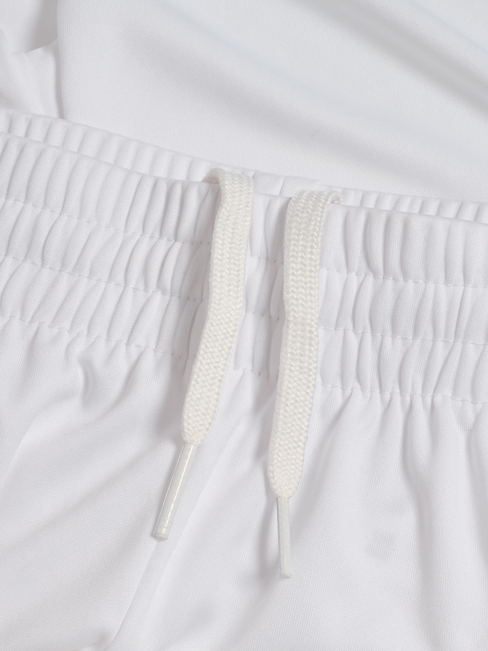 HUMMEL Essential Shorts Kind (white/white)
