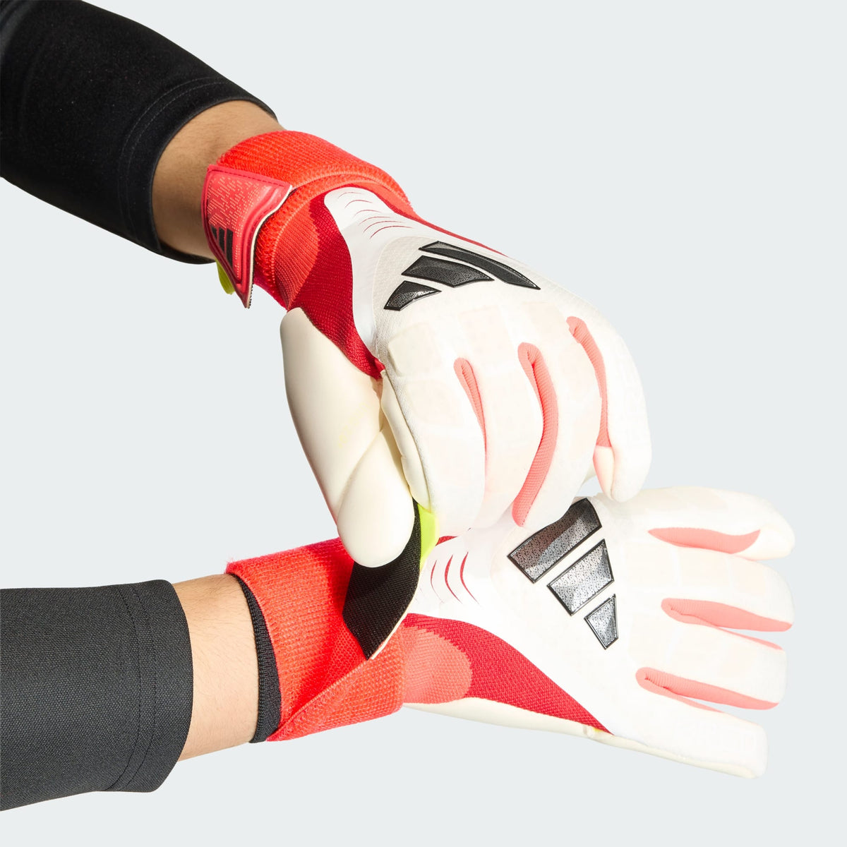 ADIDAS Predator Pro Strap Torwarthandschuhe (white/lucid red/black)